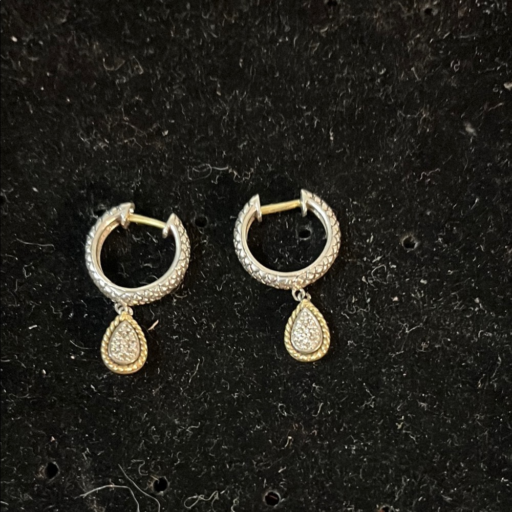 Elegant Gold and Silver Hoop Earrings with Teardrop Pendants